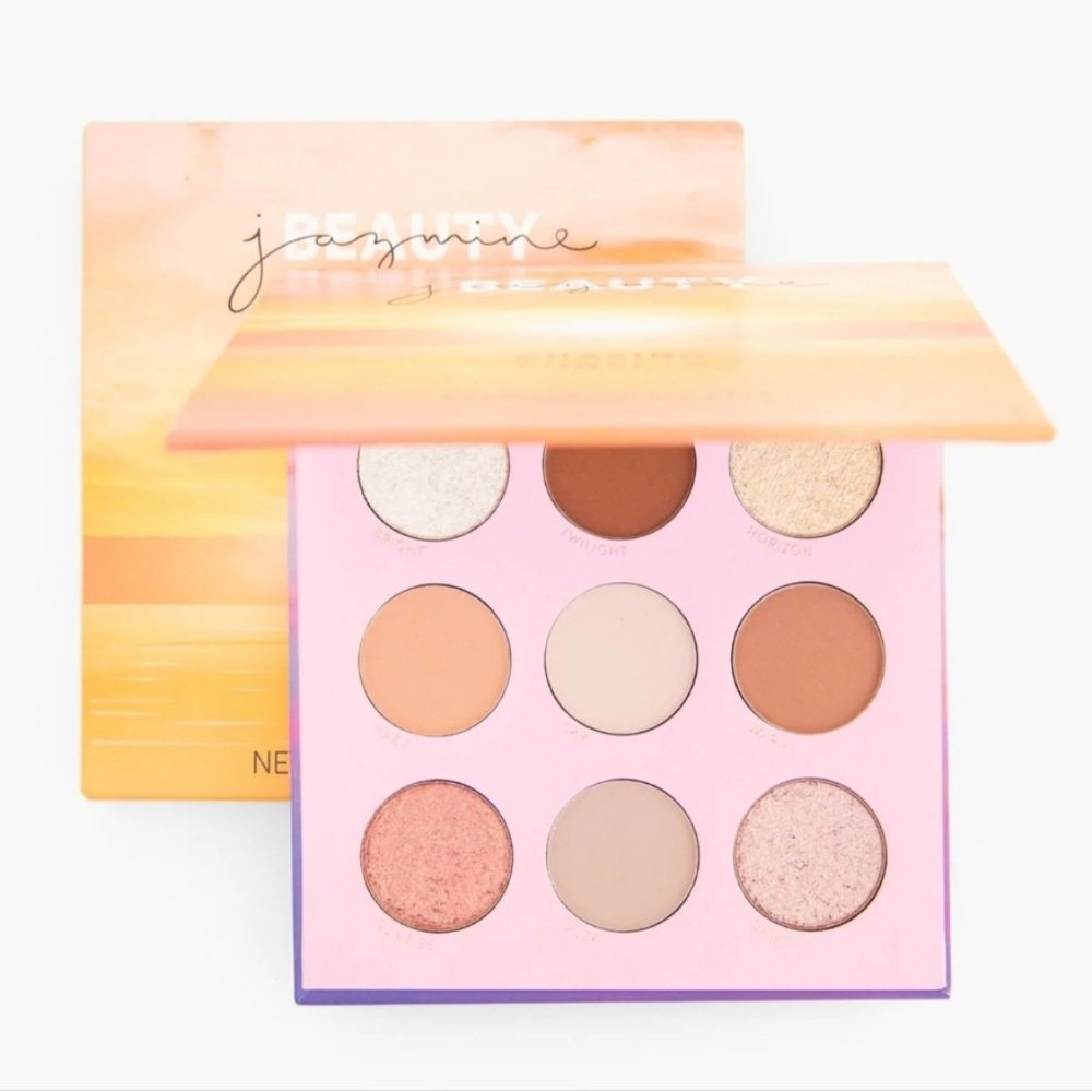 Chasing Sunsets Eyeshadow Palette